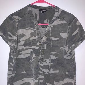 Express Camo Top
